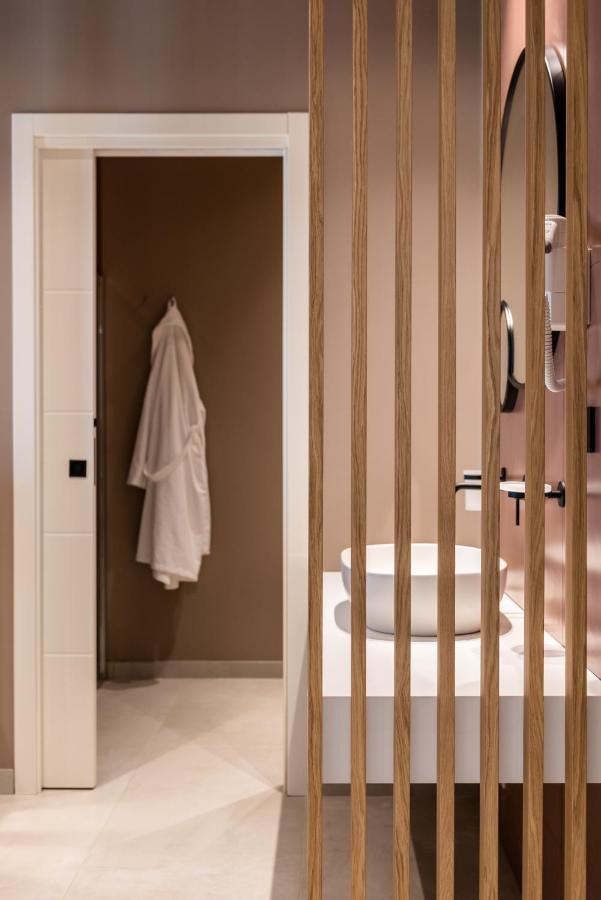 Limen Wellness Hotel & Spa Campofelice Di Roccella Exteriör bild