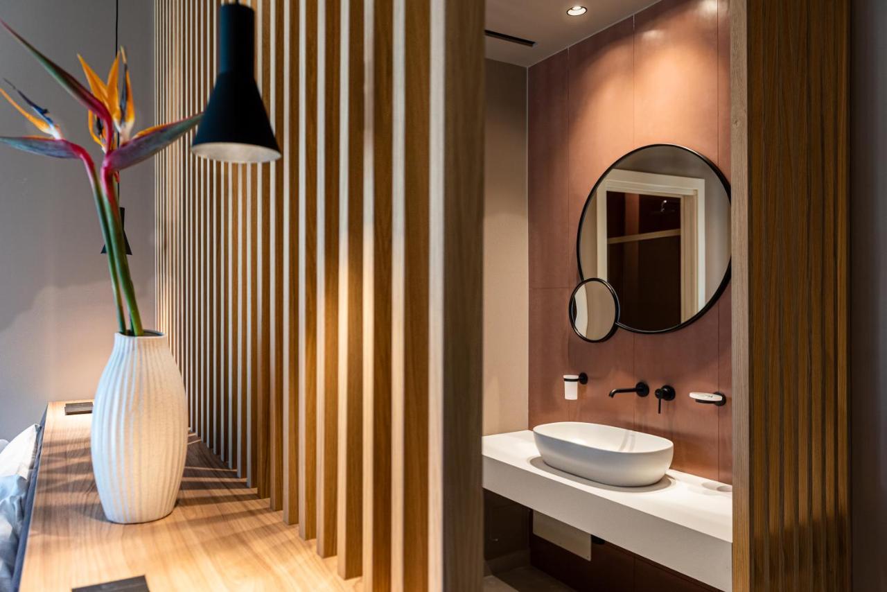 Limen Wellness Hotel & Spa Campofelice Di Roccella Exteriör bild