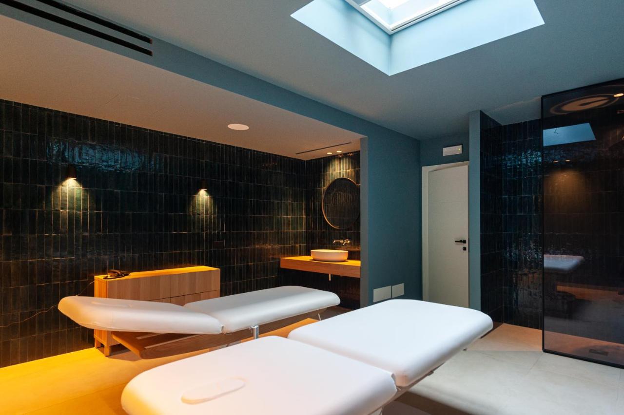 Limen Wellness Hotel & Spa Campofelice Di Roccella Exteriör bild