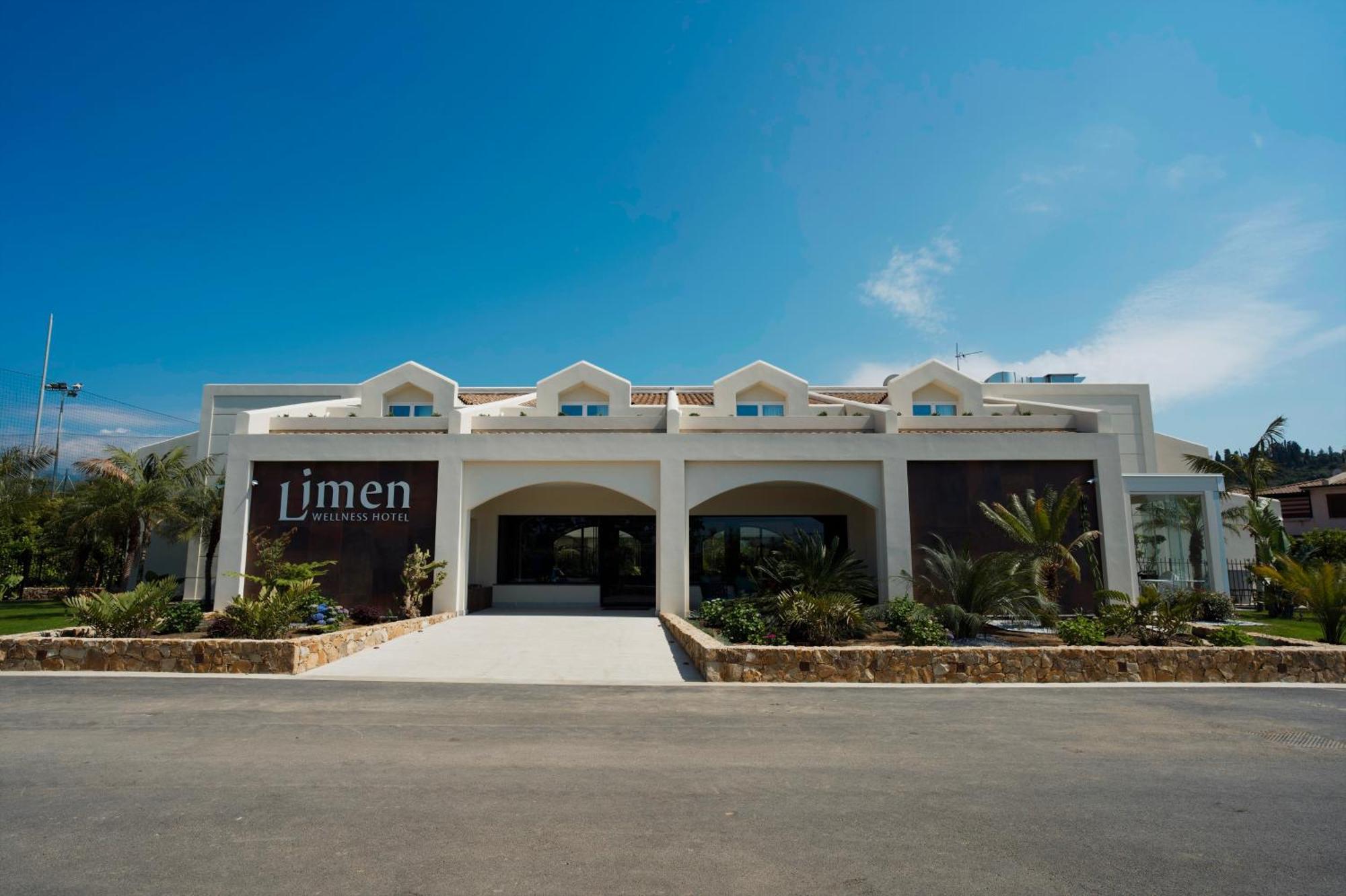 Limen Wellness Hotel & Spa Campofelice Di Roccella Exteriör bild