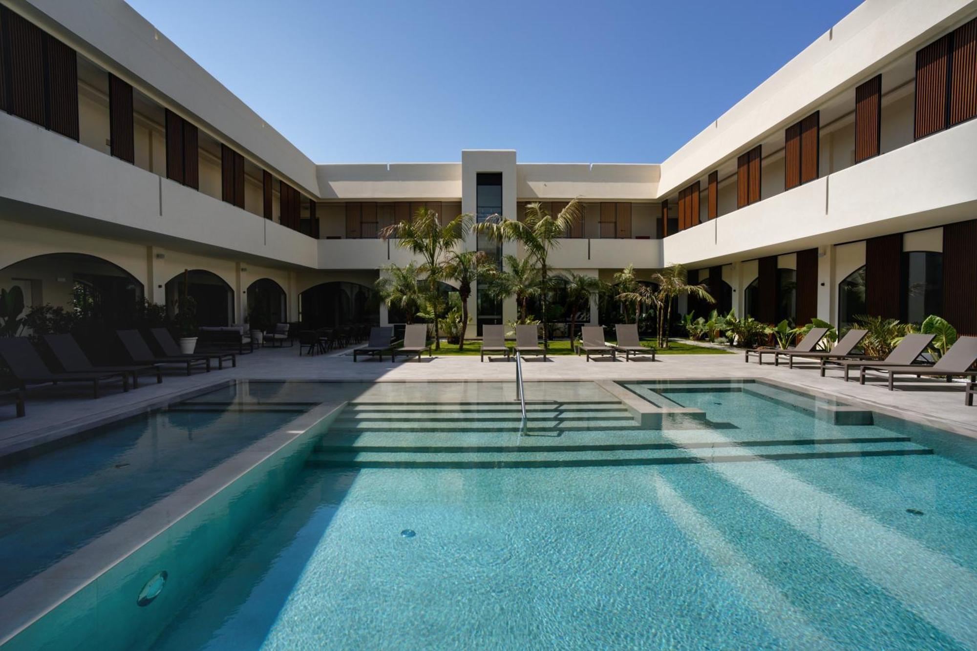 Limen Wellness Hotel & Spa Campofelice Di Roccella Exteriör bild